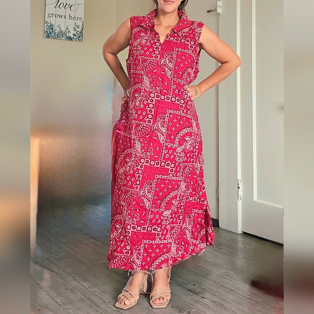 Desert Jems - Women's Red bandana Dress Paisley Print -Size M (10-12)